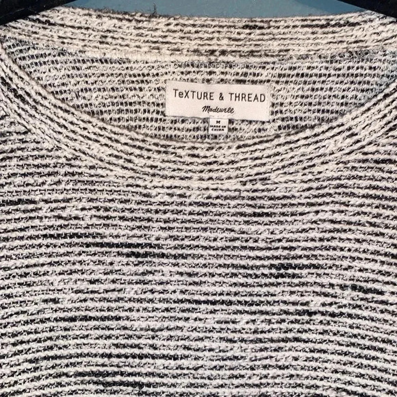 Madewell black and white women’s long sleeve top - decorative buttons- medium - Picture 3 of 6